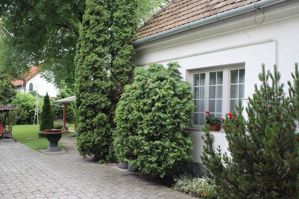 Kornel Apartman Siófok Buitenkant foto